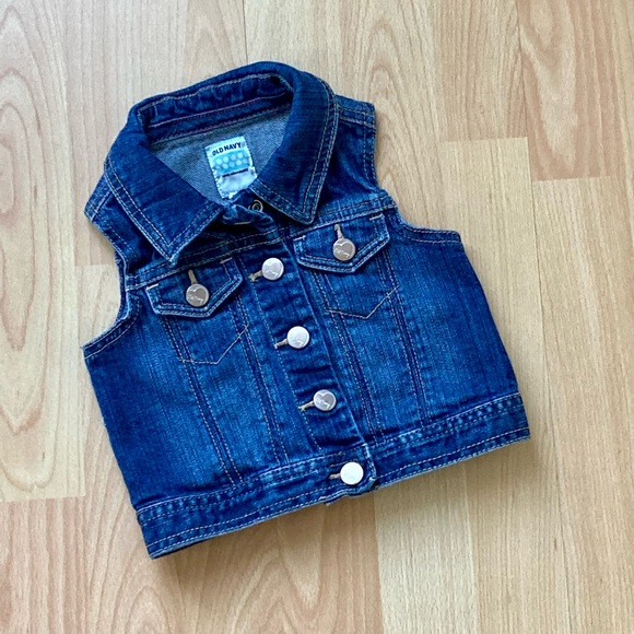 Old Navy: Denim vest - looks great over a sundress!  18-24 months. - Picture 2 of 10